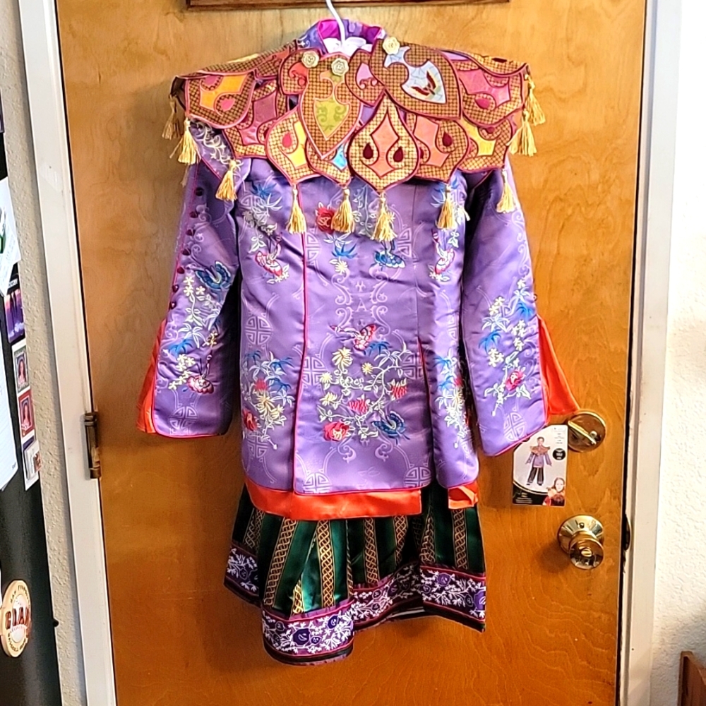 NWT GIRLS CHASING FIREFLIES DISNEY ALICE THROUGH THE LOOKING GLASS COSTUME 10/12